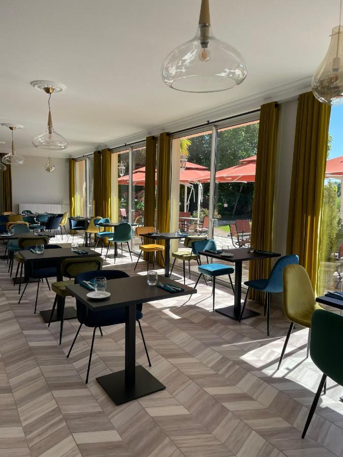 Hotel Restaurant Du Lac Boussens  Exterior photo